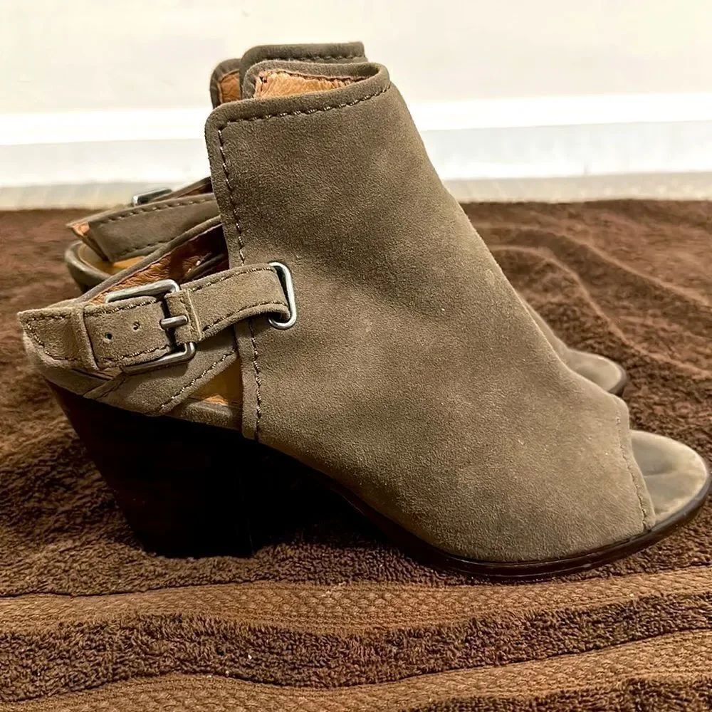 Frye Dani Shield Sling Suede Heel Sandals Sz 10